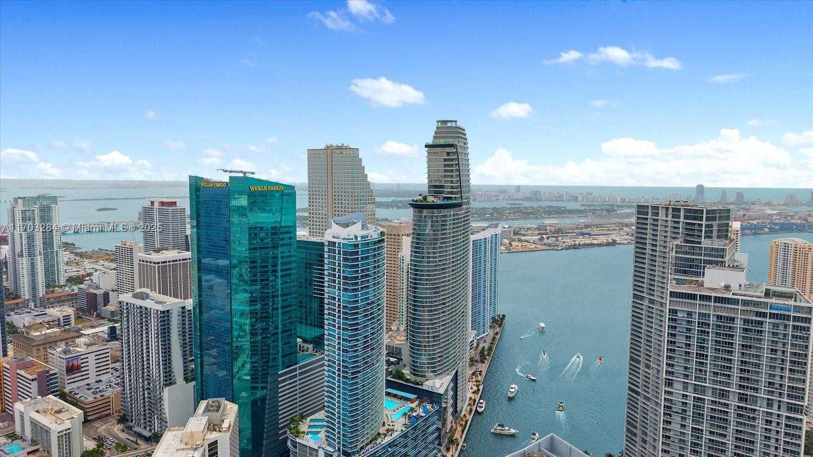 Small Image of 300 BISCAYNE BLVD WAY #3407, Miami Number 34