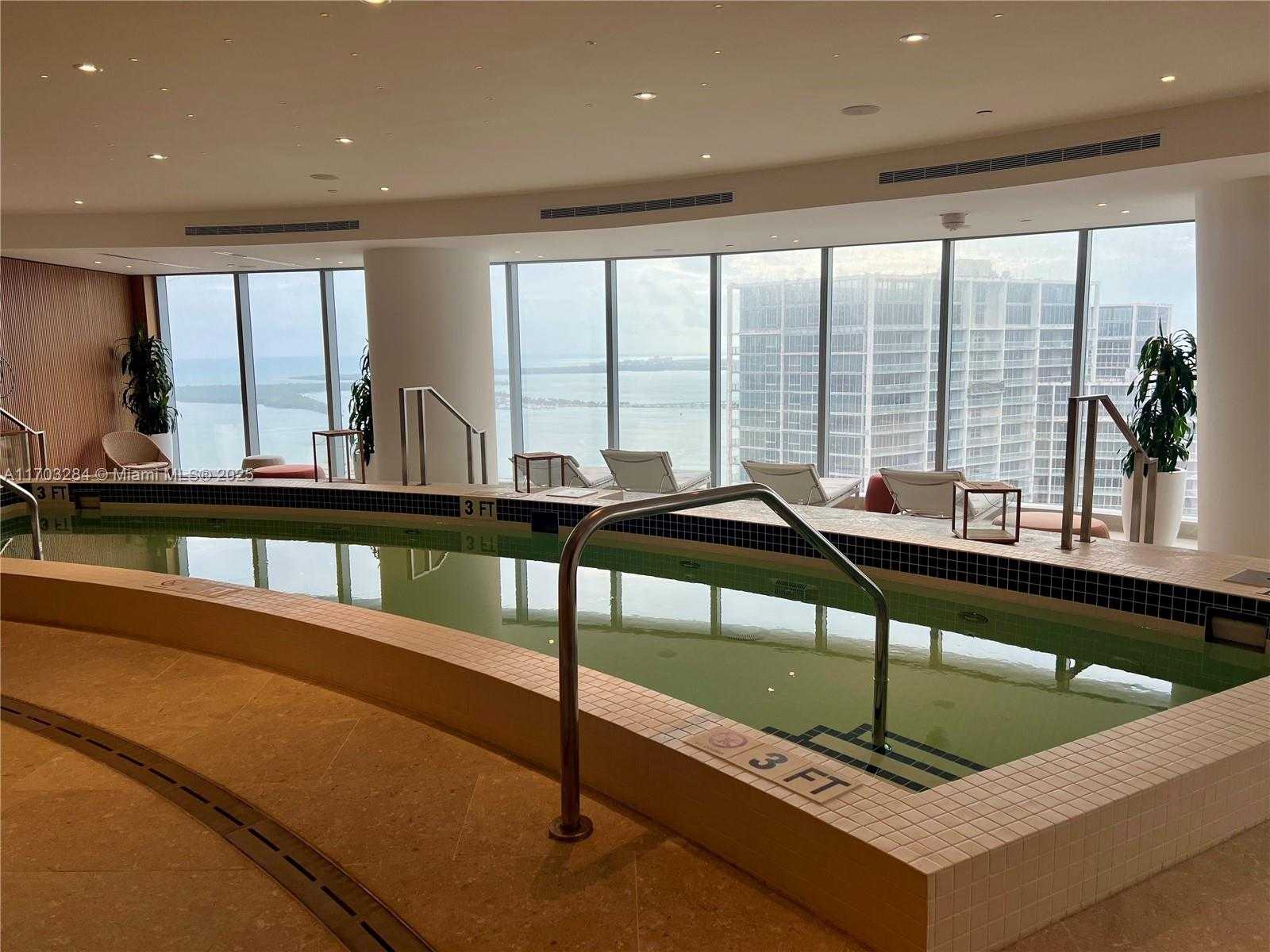 Small Image of 300 BISCAYNE BLVD WAY #3407, Miami Number 45