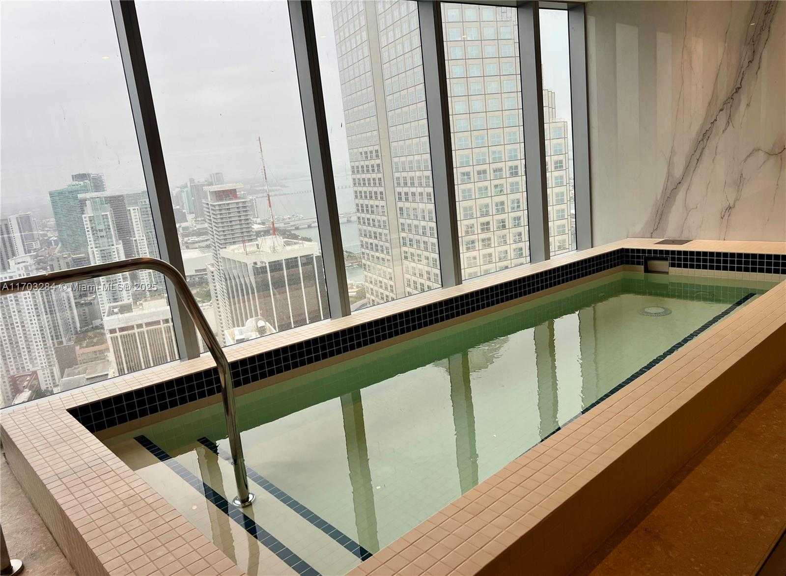 Small Image of 300 BISCAYNE BLVD WAY #3407, Miami Number 47