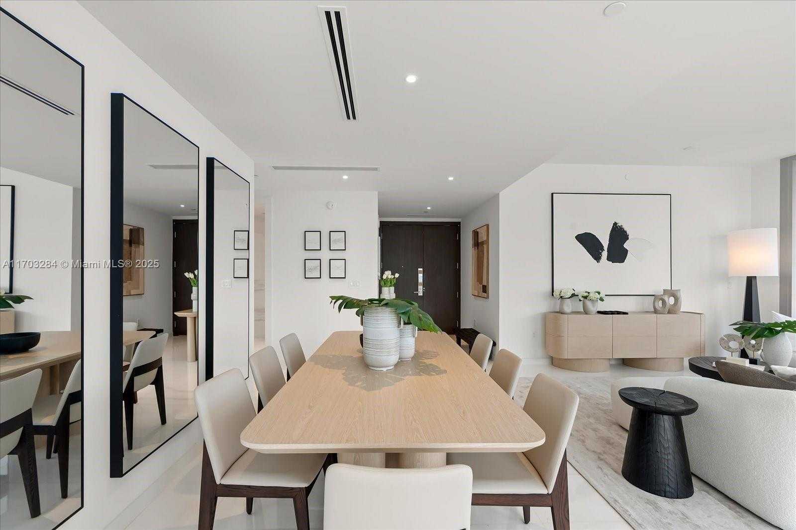 Small Image of 300 BISCAYNE BLVD WAY #3407, Miami Number 6