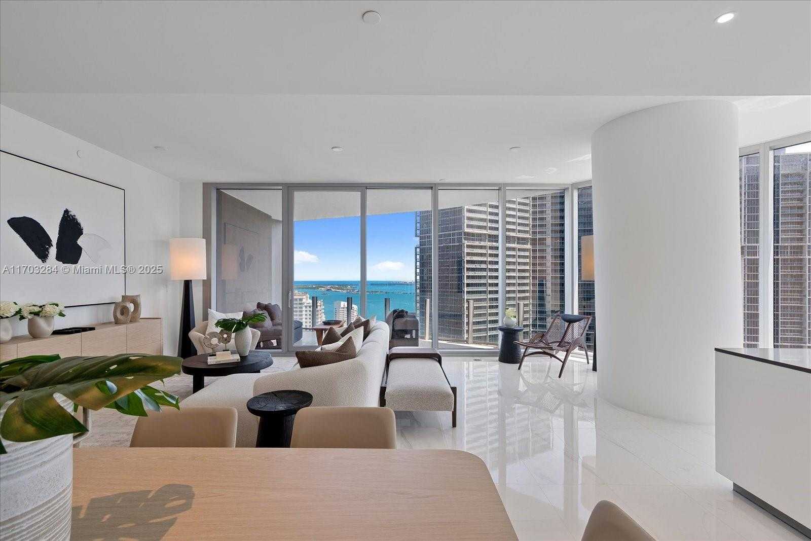 Small Image of 300 BISCAYNE BLVD WAY #3407, Miami Number 7