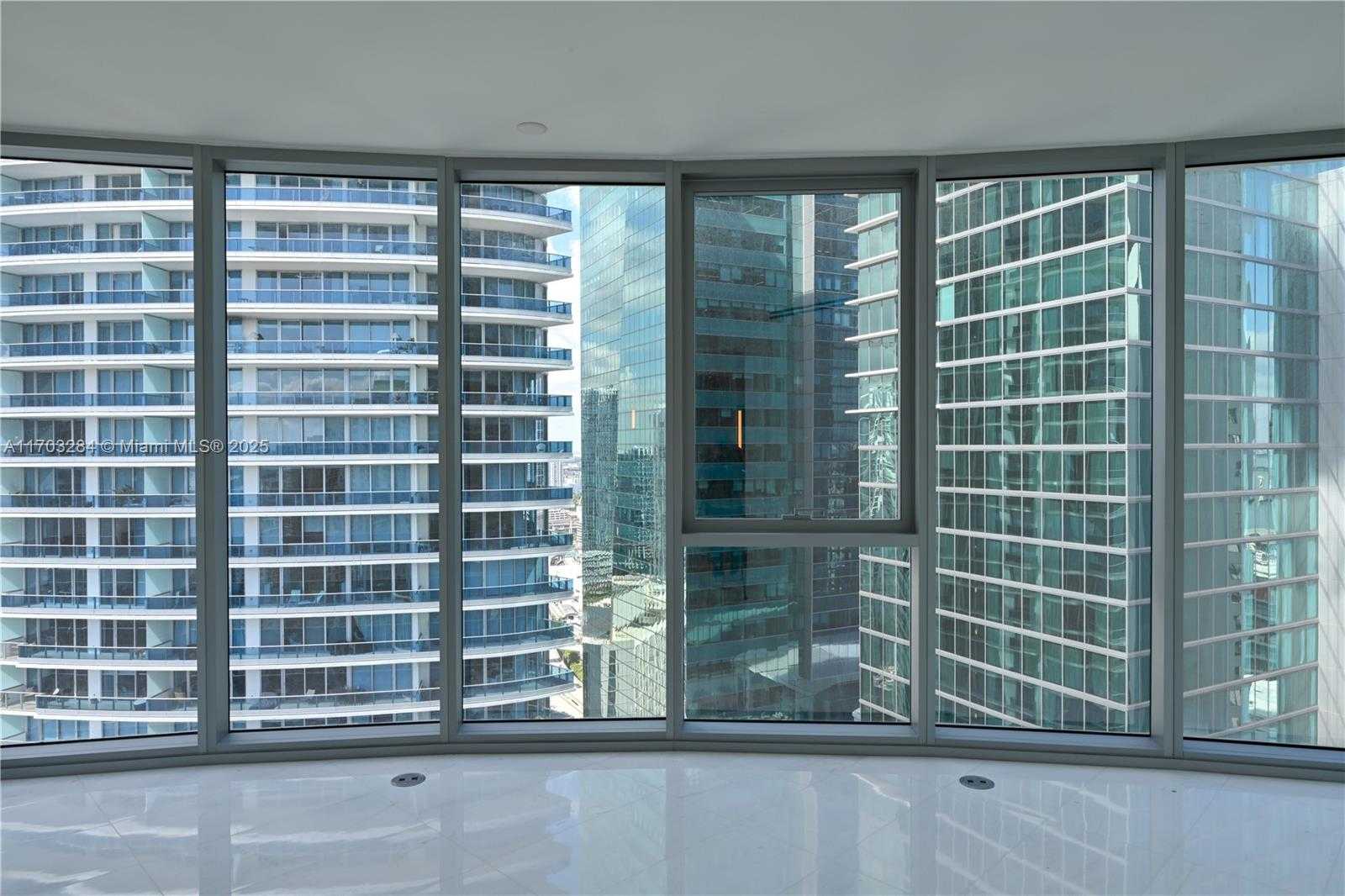 Small Image of 300 BISCAYNE BLVD WAY #3407, Miami Number 72