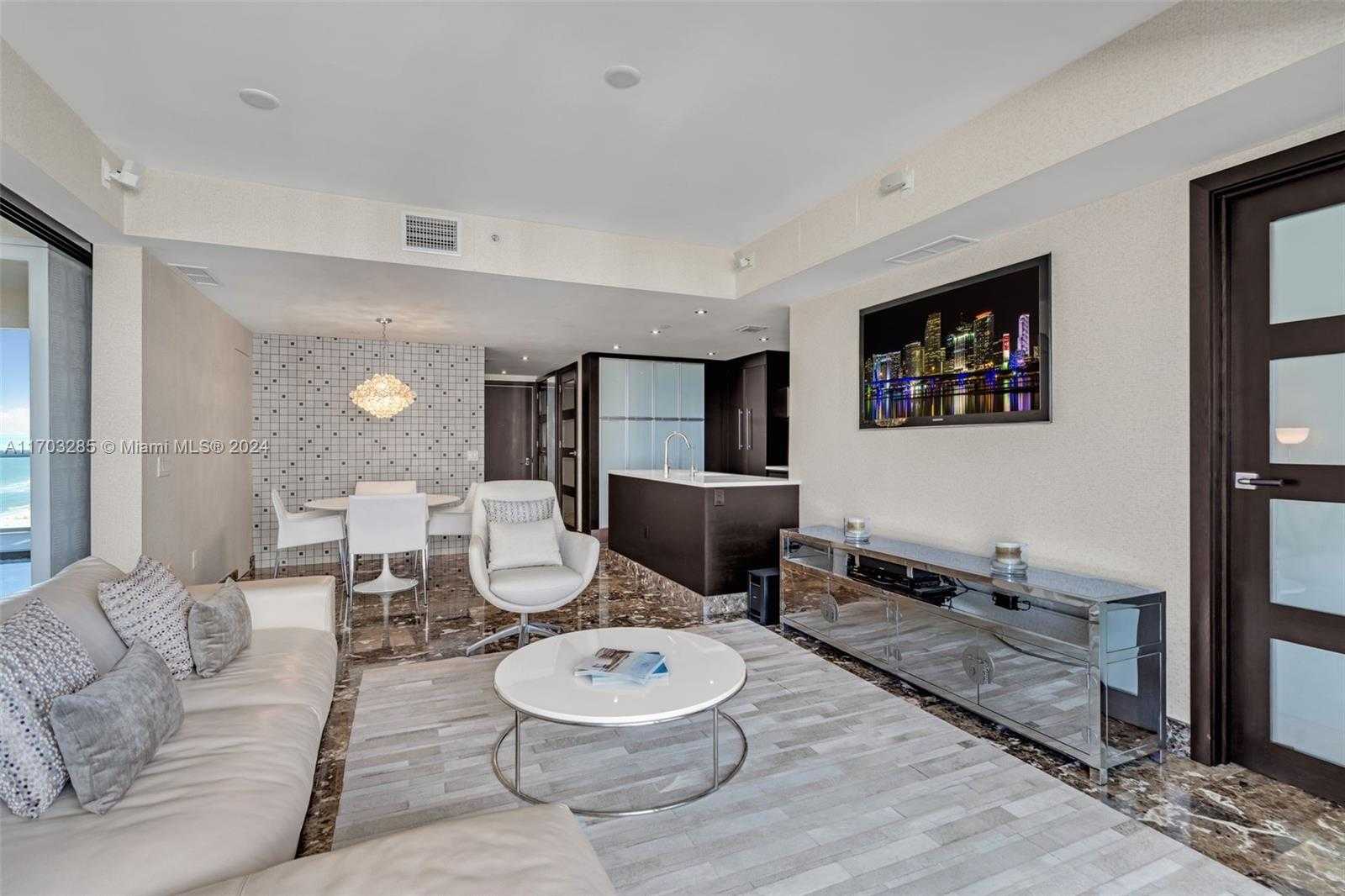 Small Image of 5875 COLLINS AVE #1503, Miami Beach Number 10
