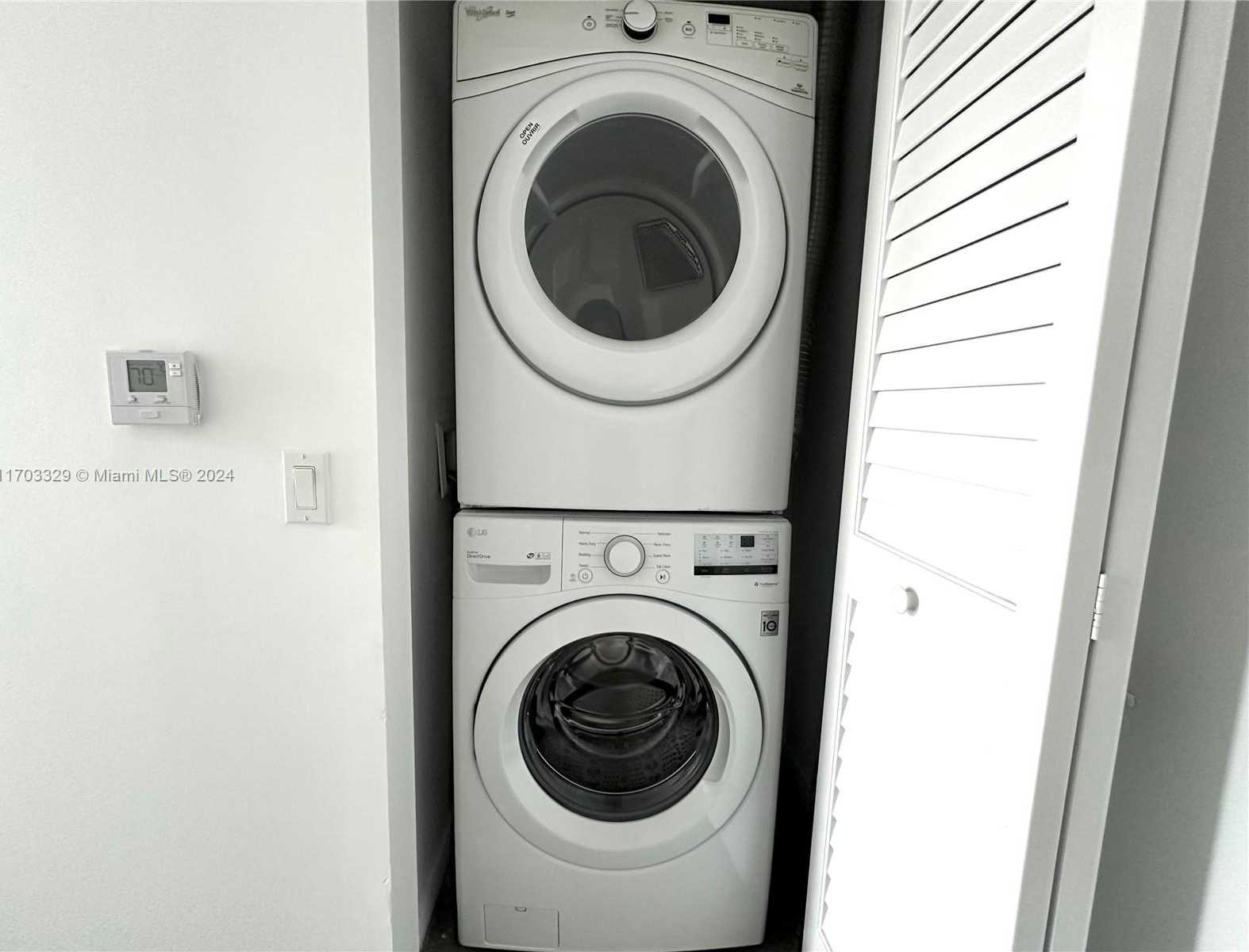 Small Image of 151 SOUTH EAST 1ST ST #1501, Miami Number 3