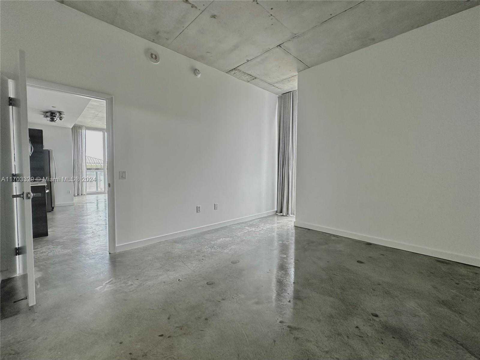 Small Image of 151 SOUTH EAST 1ST ST #1501, Miami Number 5