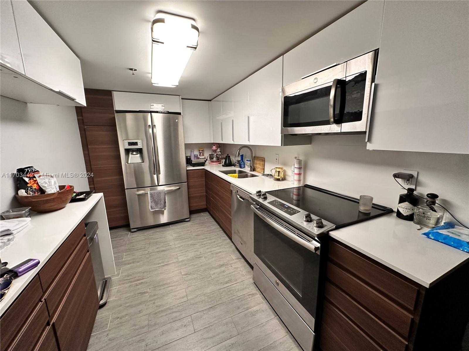 Small Image of 20505 EAST COUNTRY CLUB DR #1836, Aventura Number 2