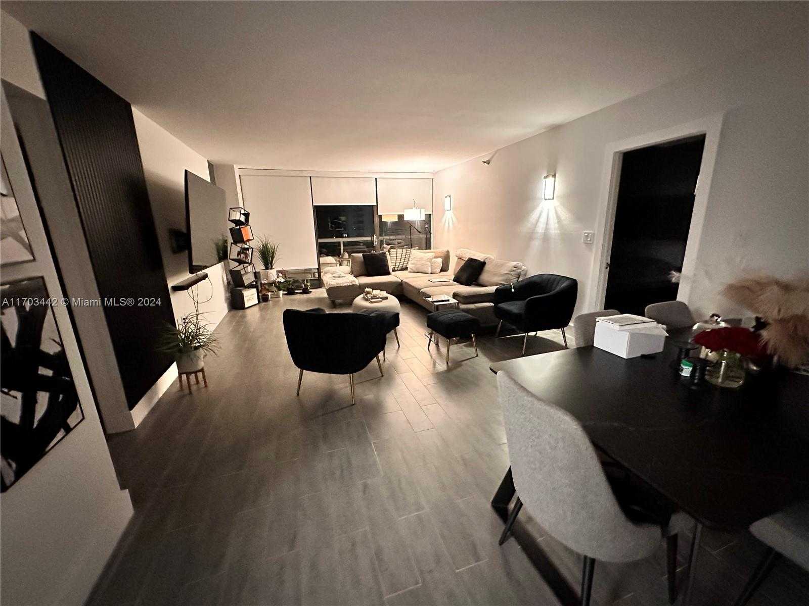 Small Image of 20505 EAST COUNTRY CLUB DR #1836, Aventura Number 3