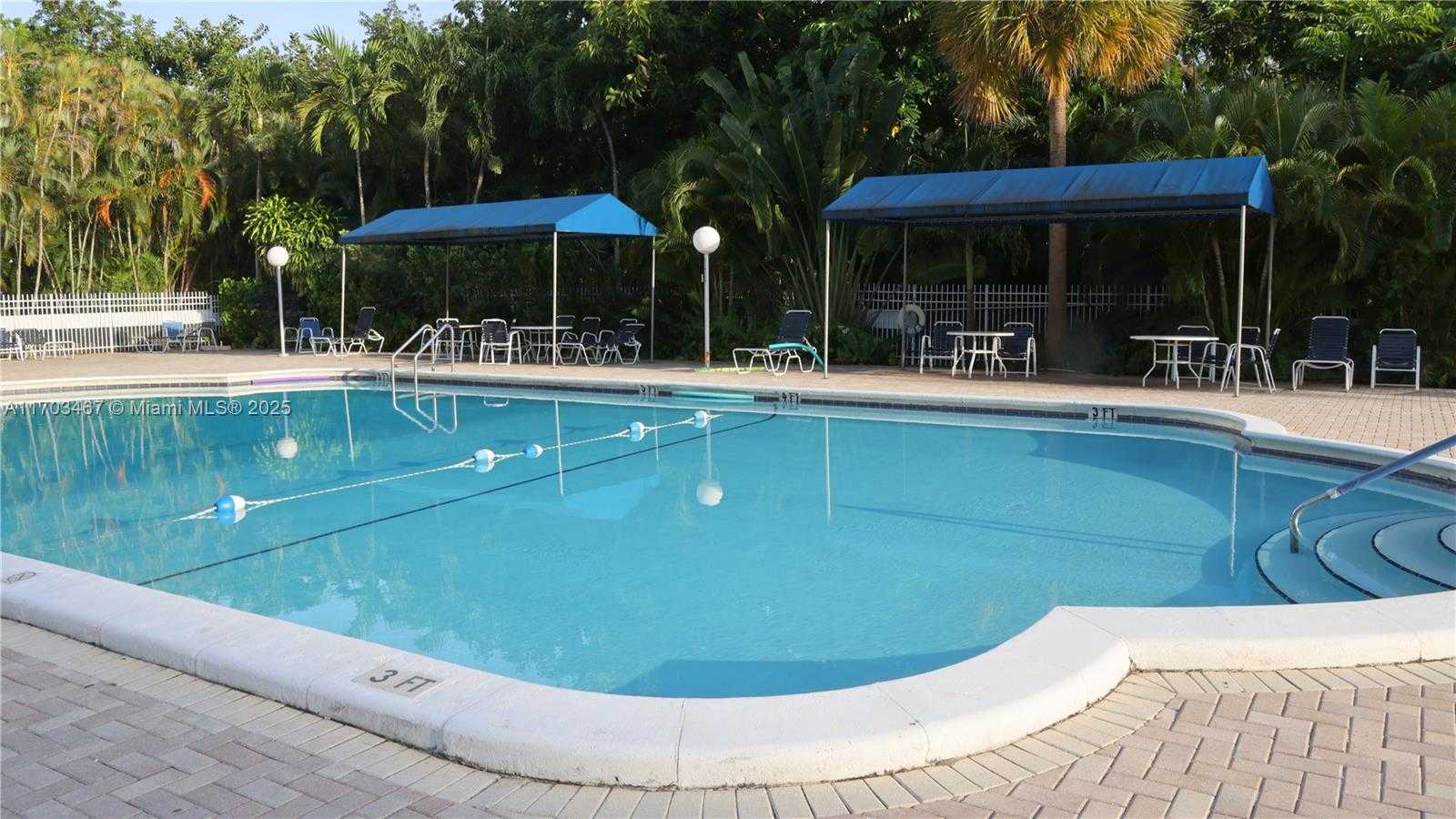 Small Image of 4400 HILLCREST DR #604A, Hollywood Number 22
