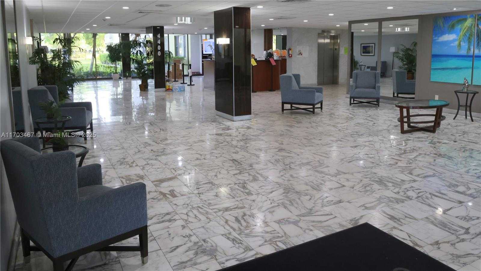 Small Image of 4400 HILLCREST DR #604A, Hollywood Number 25