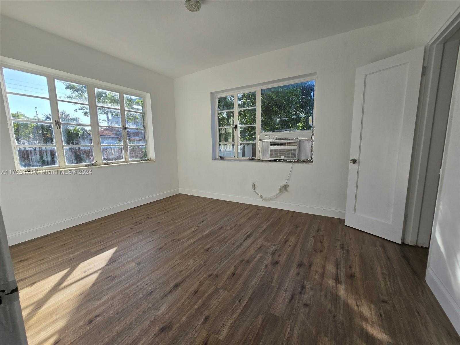Small Image of 660 84TH ST #39, Miami Beach Number 10