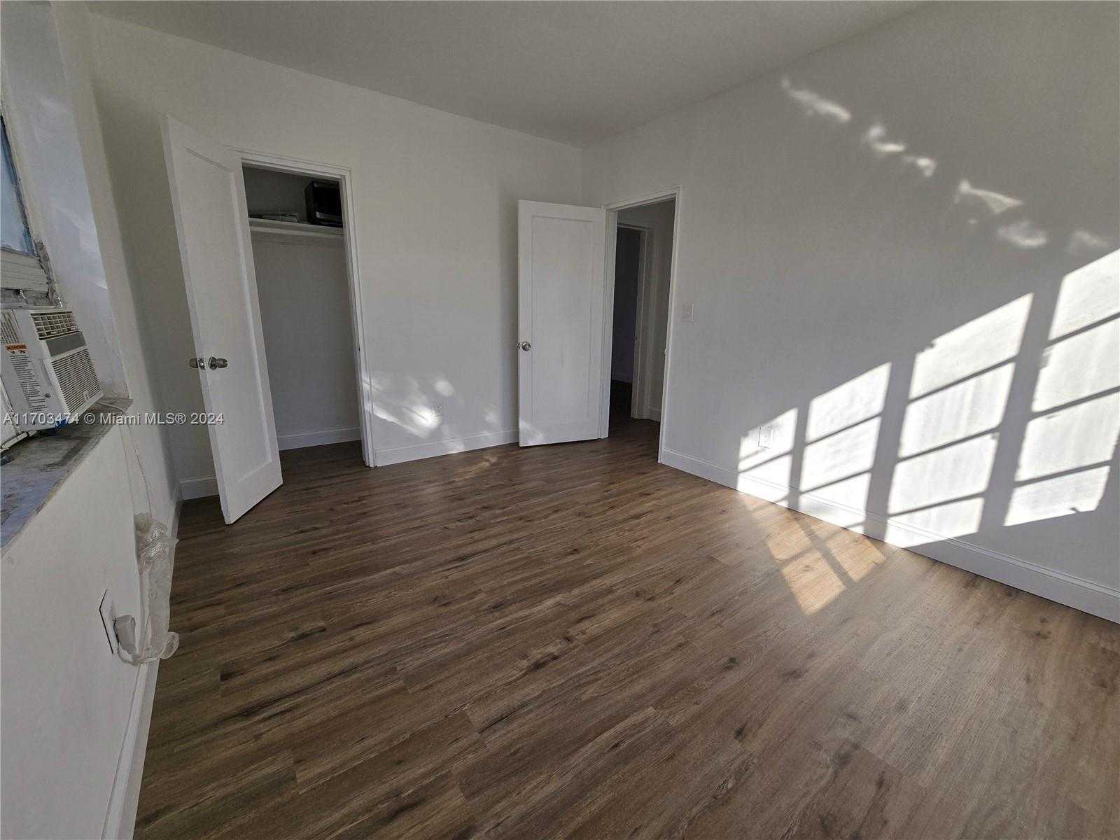 Small Image of 660 84TH ST #39, Miami Beach Number 11