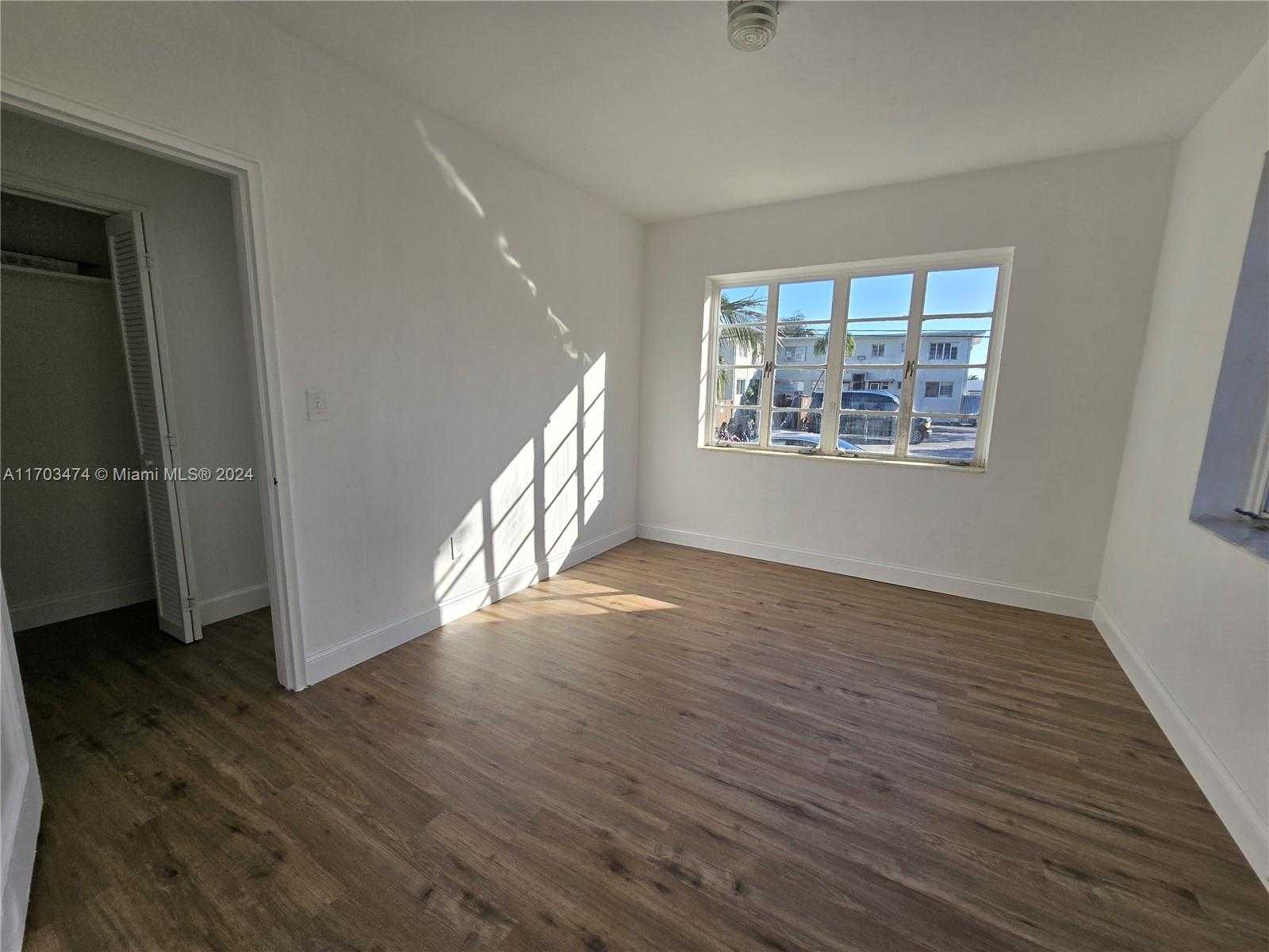 Small Image of 660 84TH ST #39, Miami Beach Number 12