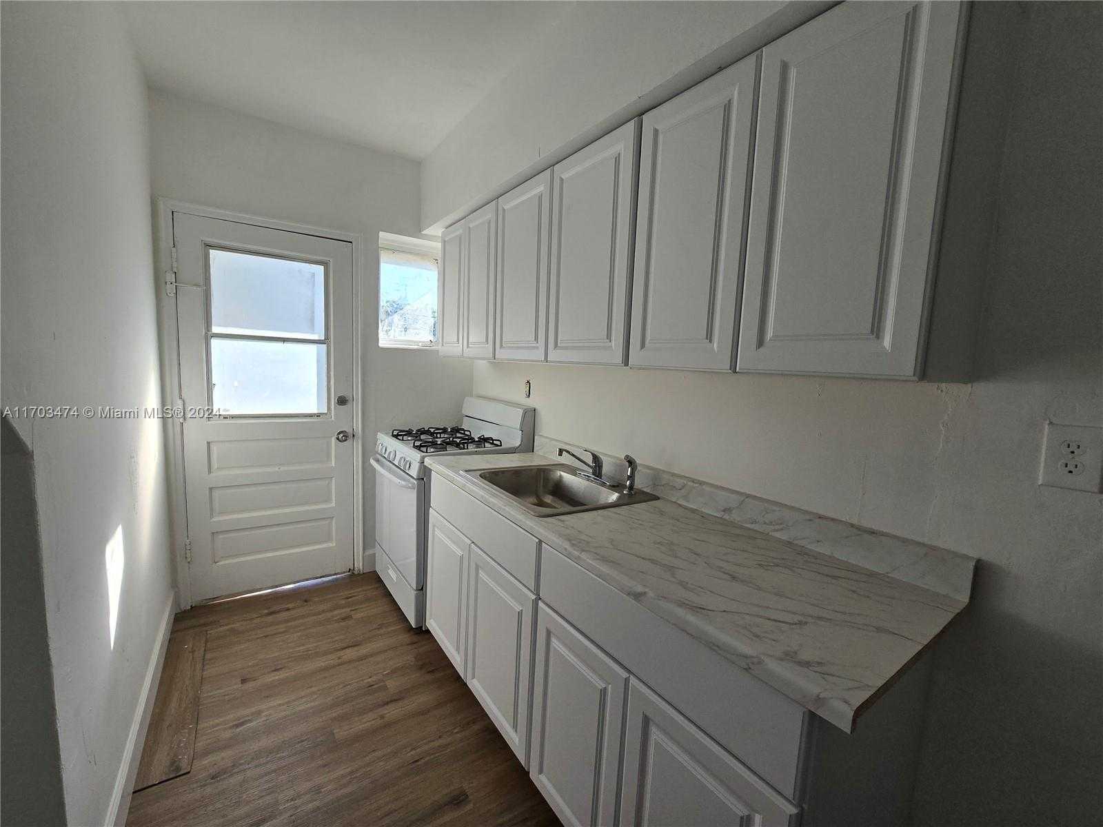 Small Image of 660 84TH ST #39, Miami Beach Number 2