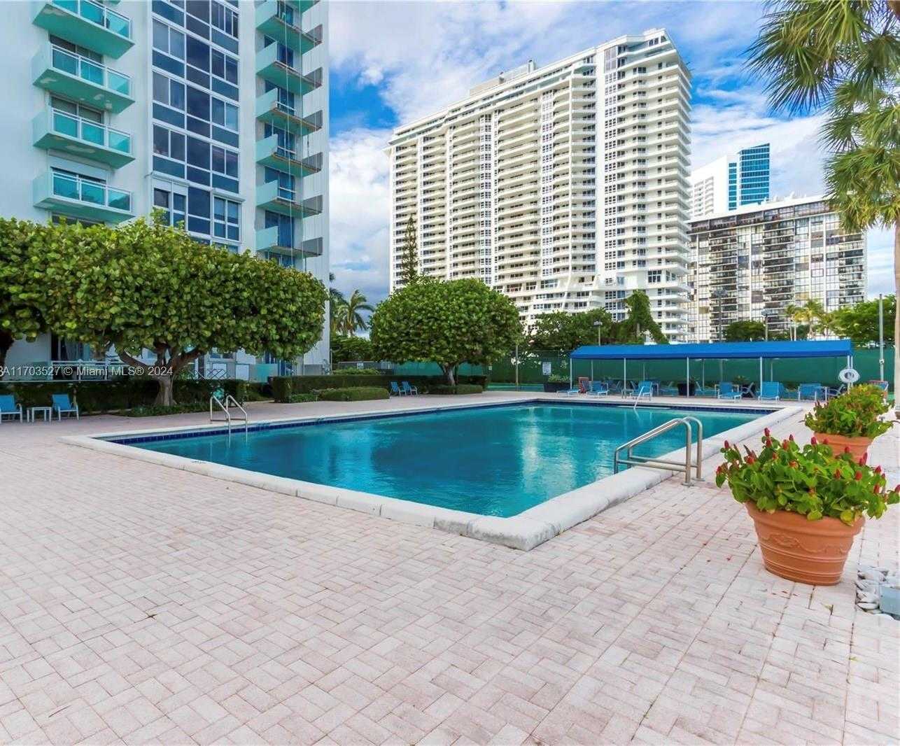 Small Image of 3301 NORTH EAST 5TH AVE #110, Miami Number 6