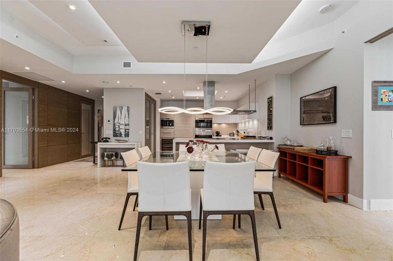 Small Image of 17301 BISCAYNE BLVD #PH-5, North Miami Beach Number 10