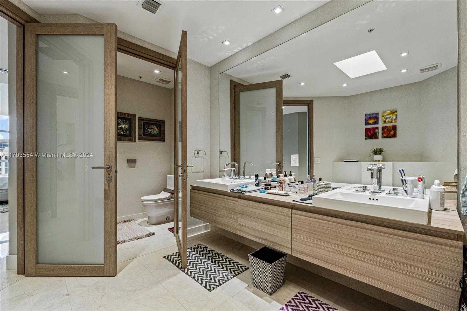 Small Image of 17301 BISCAYNE BLVD #PH-5, North Miami Beach Number 19