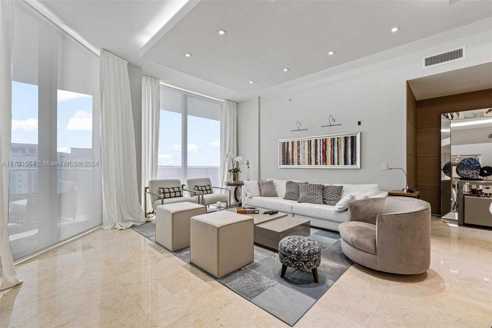 Small Image of 17301 BISCAYNE BLVD #PH-5, North Miami Beach Number 6