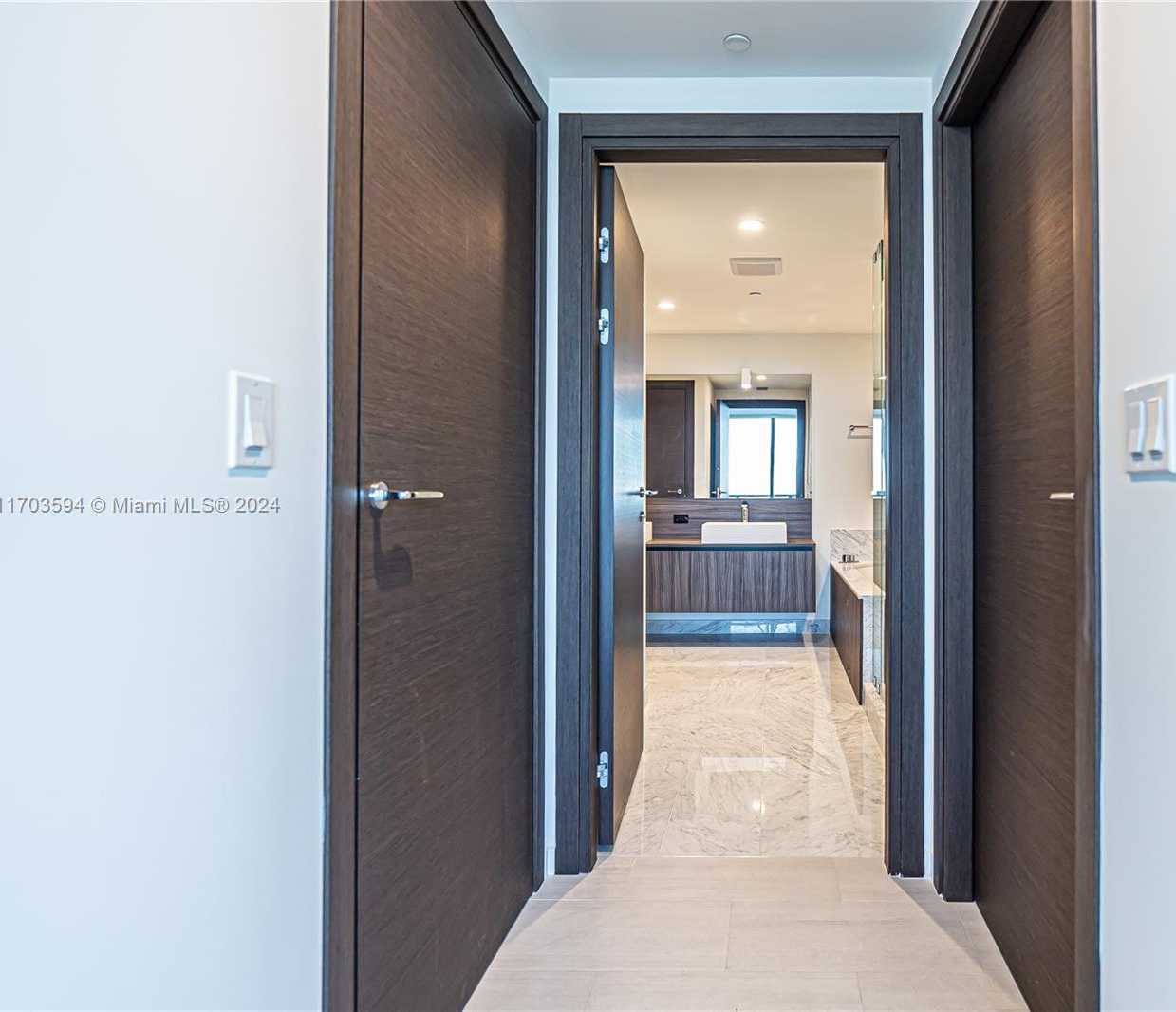 Small Image of 1000 BRICKELL PLZ #3806, Miami Number 15