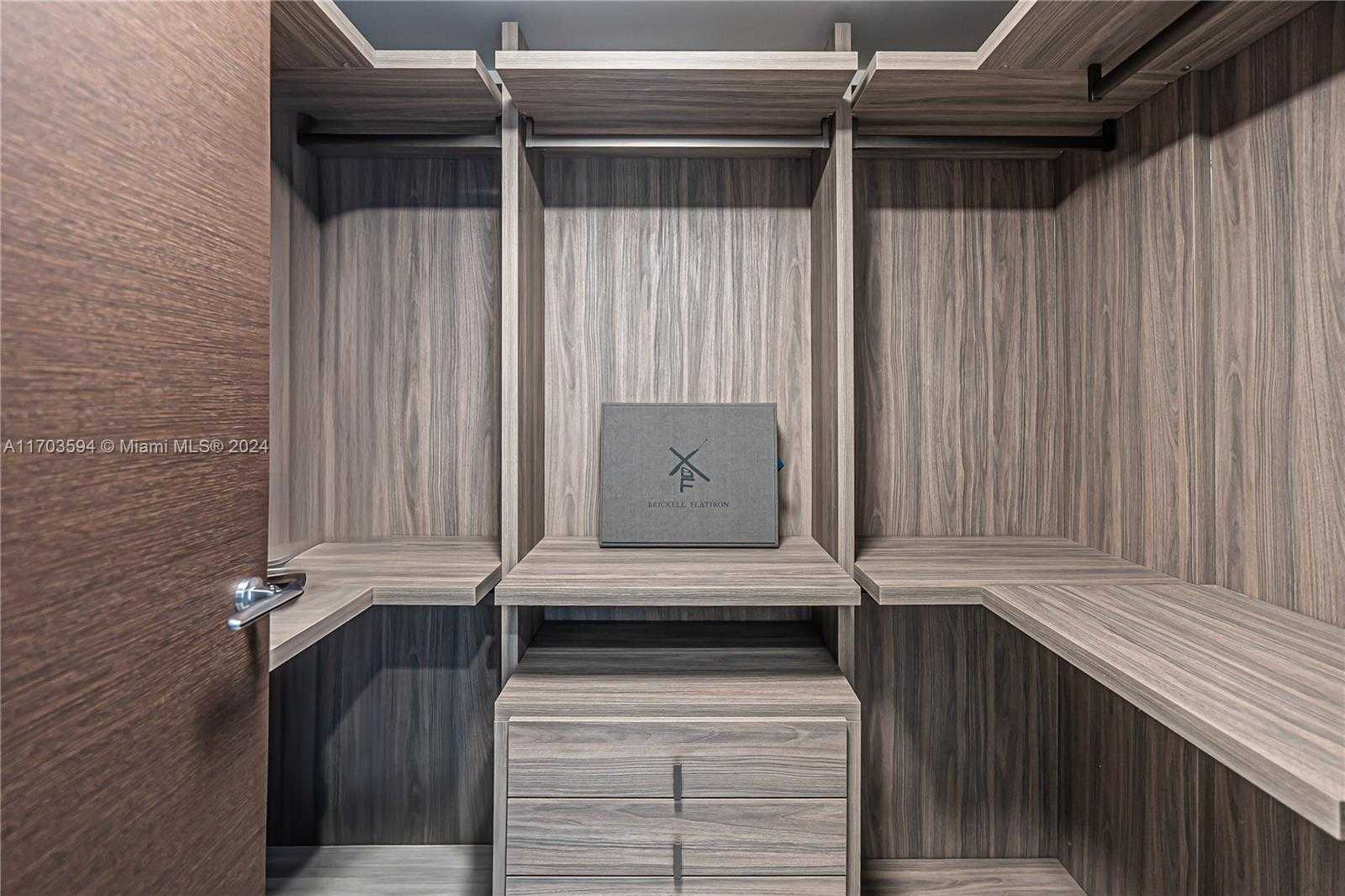 Small Image of 1000 BRICKELL PLZ #3806, Miami Number 16
