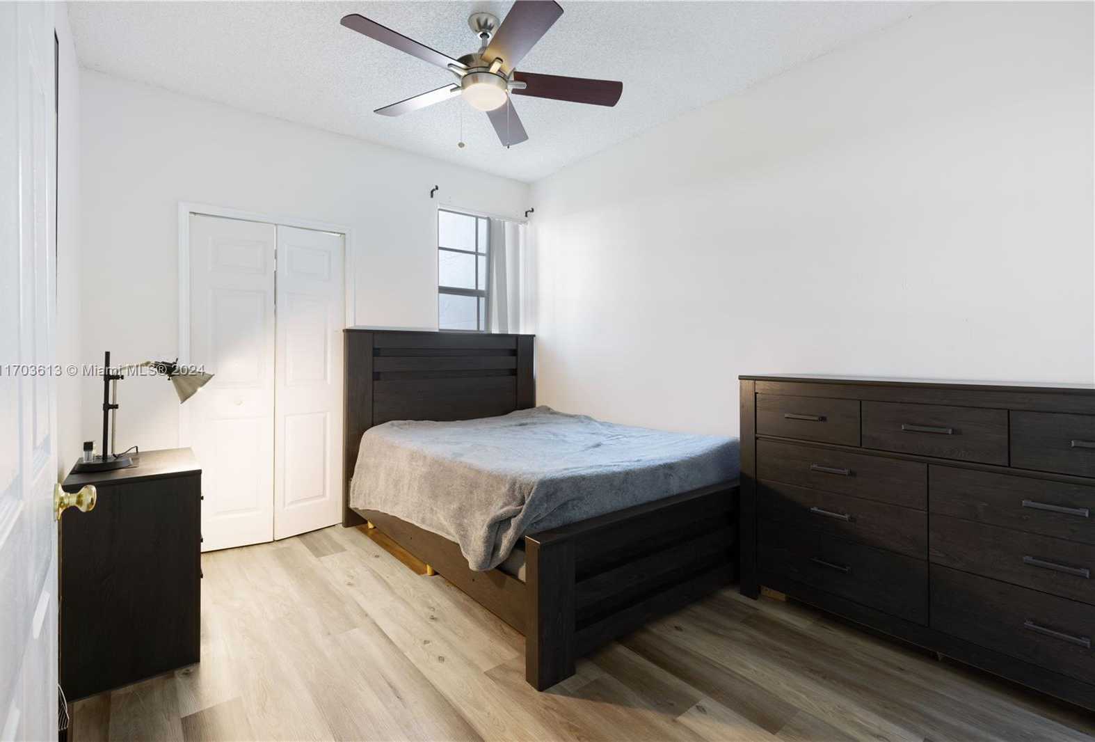 Small Image of 3105 NE 184th St, Aventura, FL 33160, USA Number 22