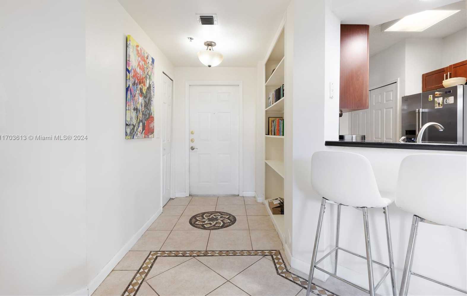 Small Image of 3105 NE 184th St, Aventura, FL 33160, USA Number 4