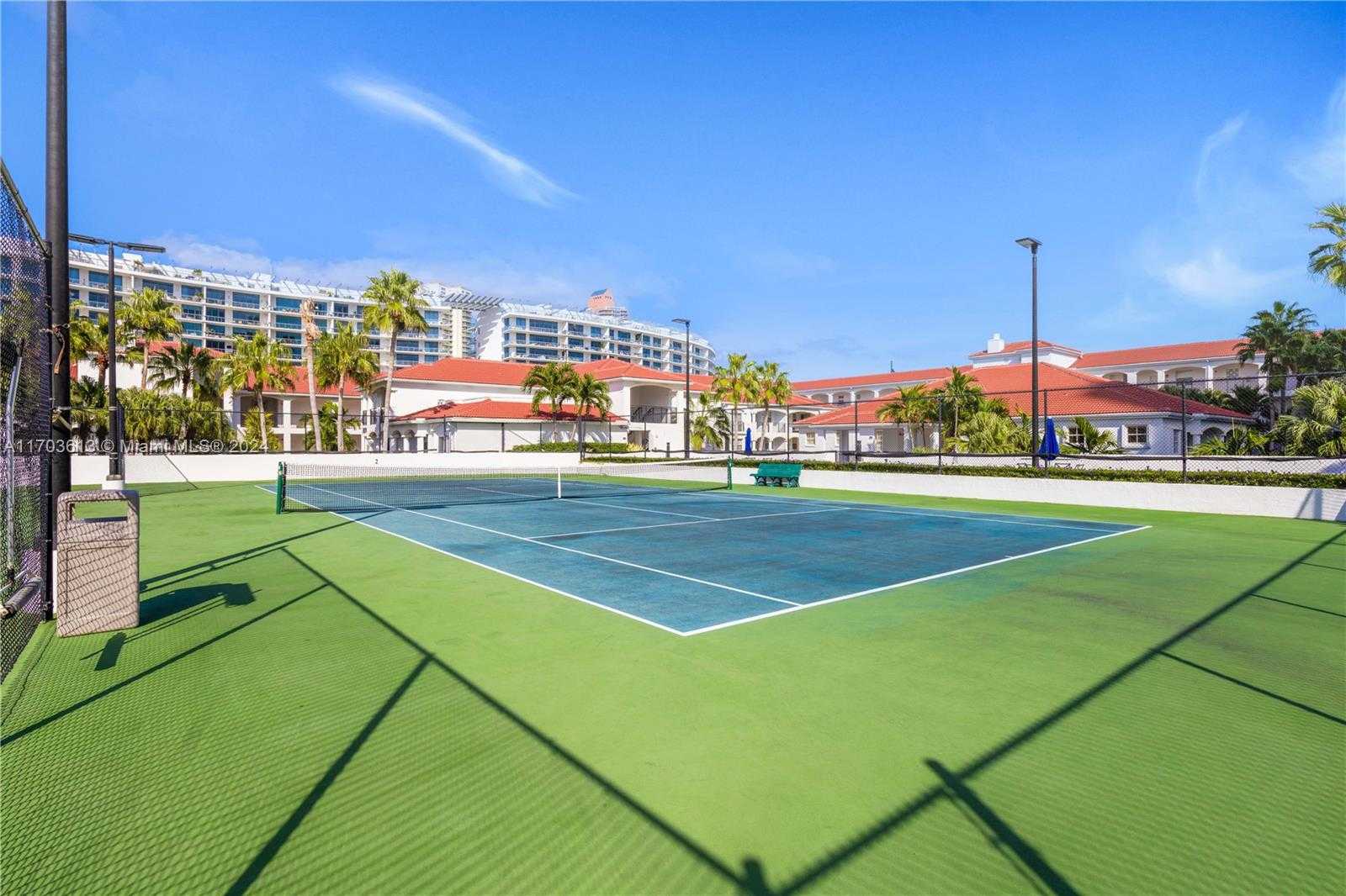 Small Image of 3105 NE 184th St, Aventura, FL 33160, USA Number 42
