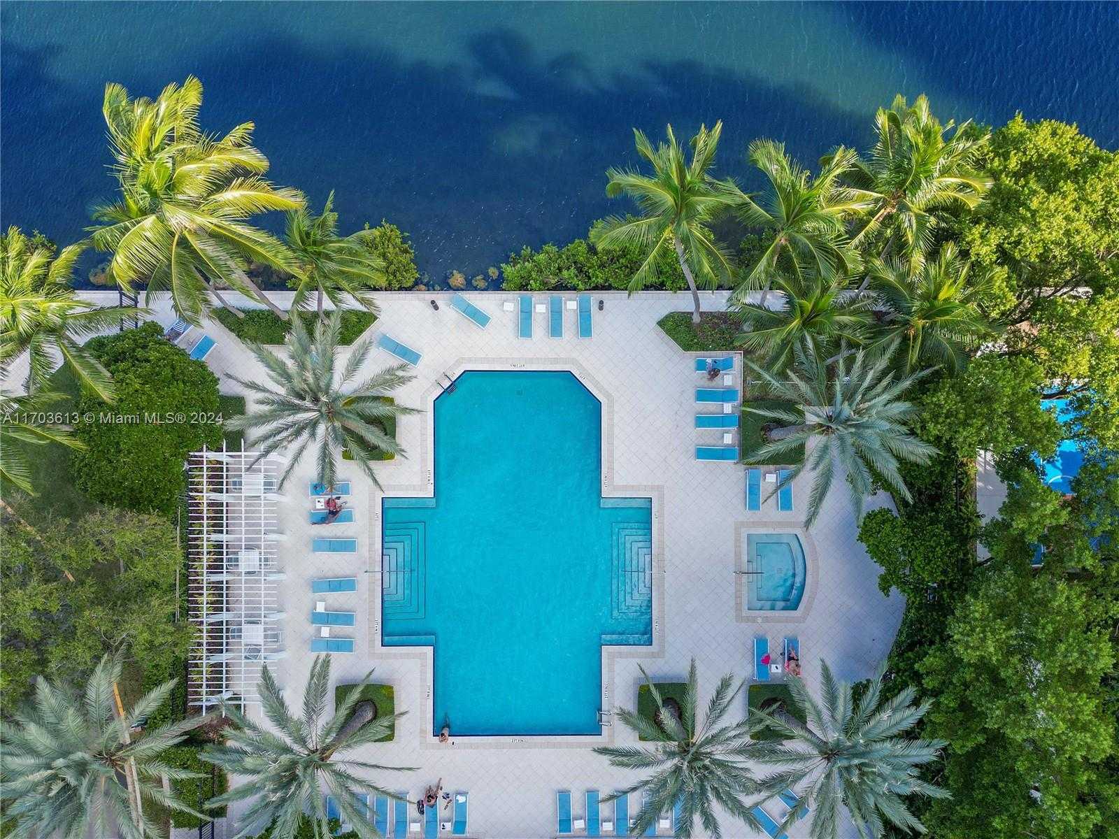 Small Image of 3105 NE 184th St, Aventura, FL 33160, USA Number 46