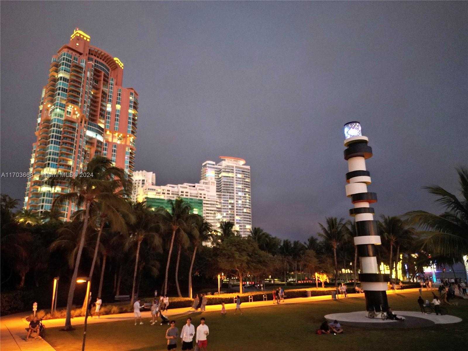 Small Image of 400 SOUTH POINTE DR #1610, Miami Beach Number 12