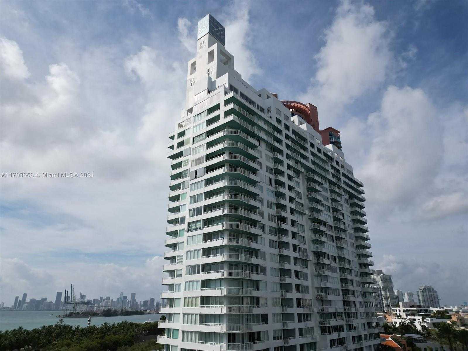 Small Image of 400 SOUTH POINTE DR #1610, Miami Beach Number 8