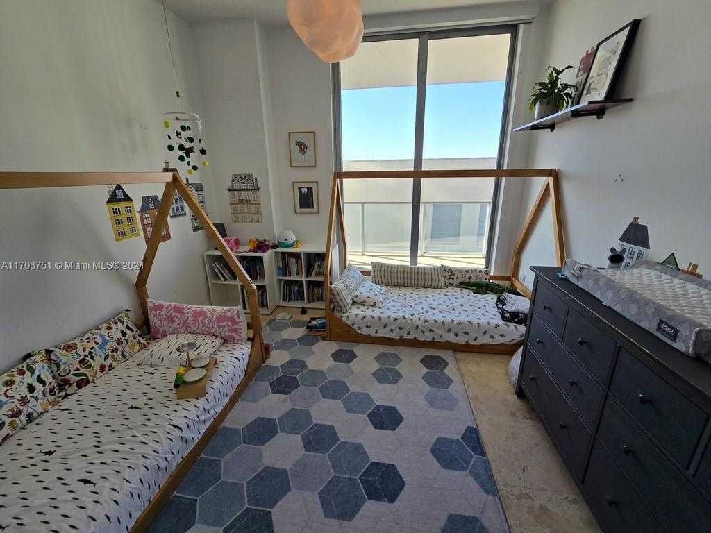 Small Image of 3470 EAST COAST AVE #H1404, Miami Number 14