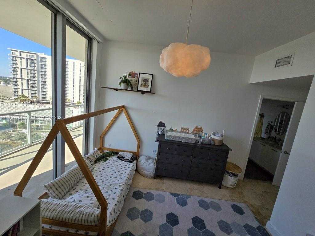 Small Image of 3470 EAST COAST AVE #H1404, Miami Number 15