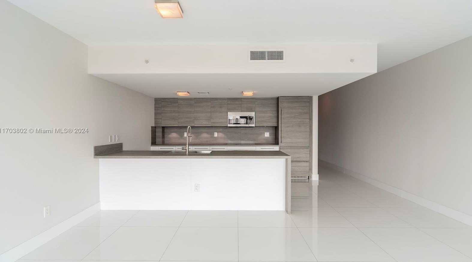 Small Image of 400 SUNNY ISLES BLVD #919, Sunny Isles Beach Number 10