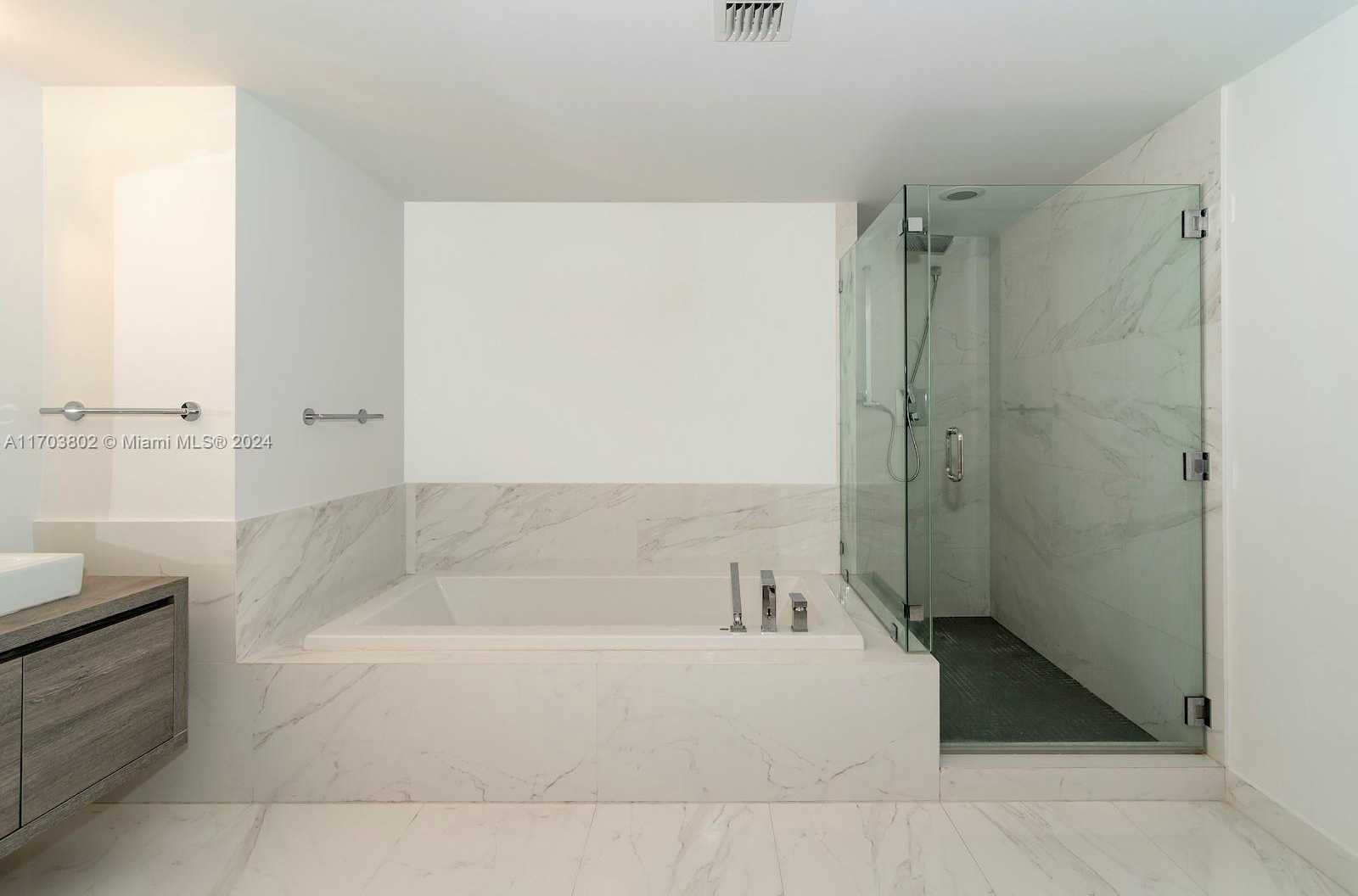 Small Image of 400 SUNNY ISLES BLVD #919, Sunny Isles Beach Number 22
