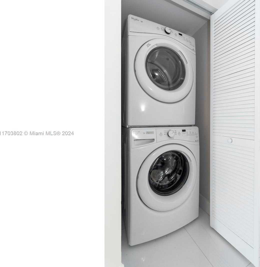 Small Image of 400 SUNNY ISLES BLVD #919, Sunny Isles Beach Number 30