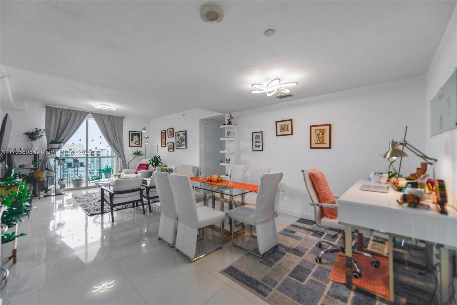 Small Image of 1250 SOUTH MIAMI AVE #2003, Miami Number 12
