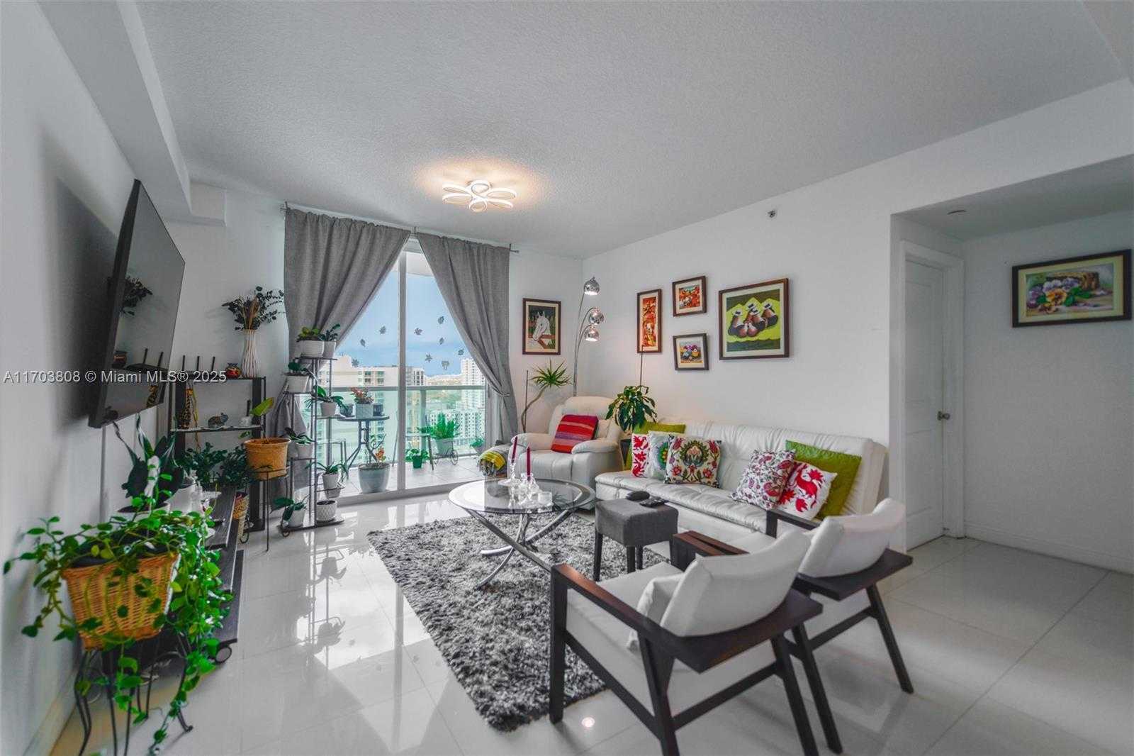 Small Image of 1250 SOUTH MIAMI AVE #2003, Miami Number 14