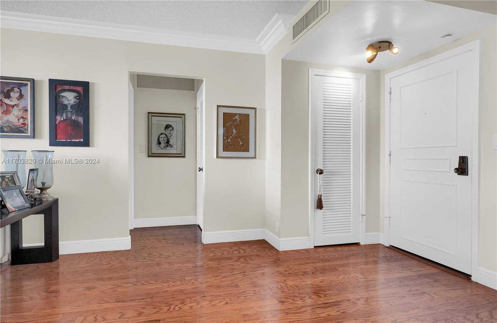 Small Image of 1121 CRANDON BLVD #E803, Key Biscayne Number 24