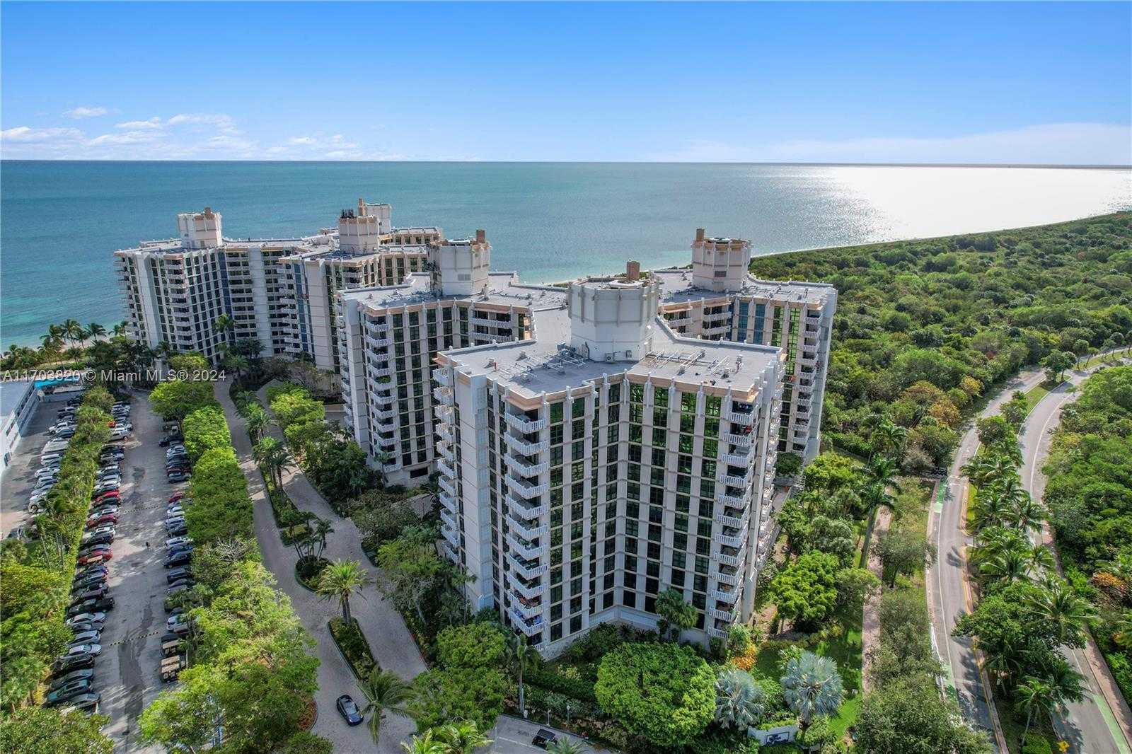 Small Image of 1121 CRANDON BLVD #E803, Key Biscayne Number 31