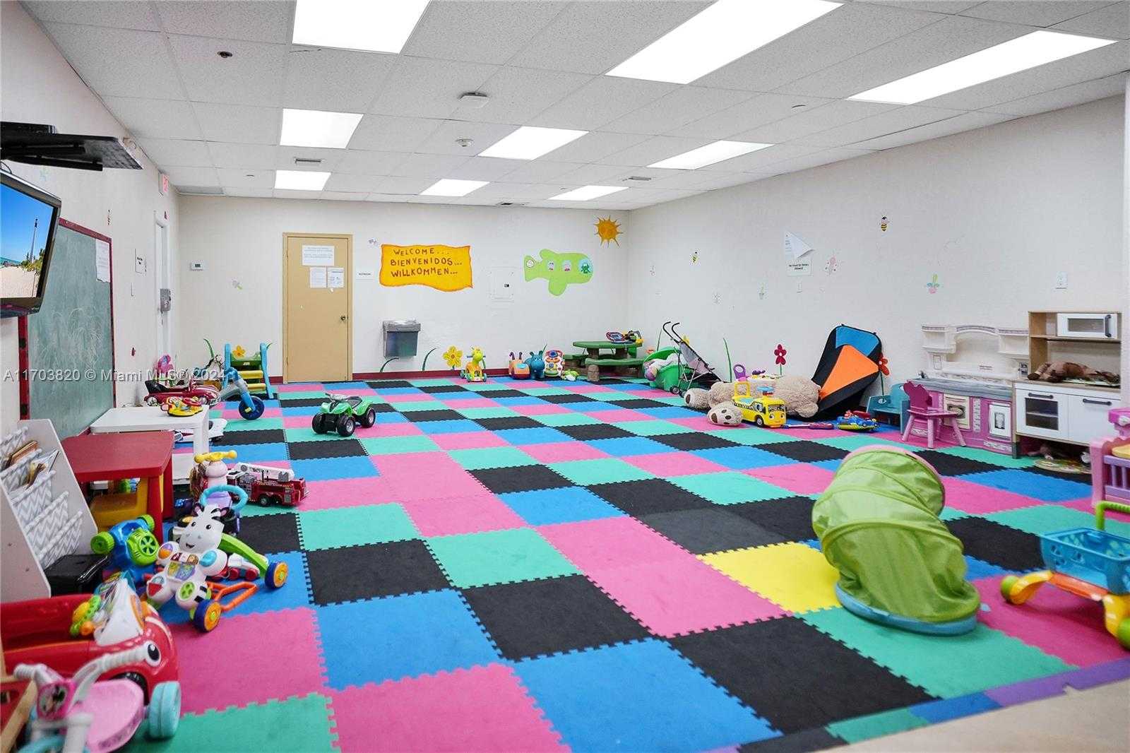 Small Image of 1121 CRANDON BLVD #E803, Key Biscayne Number 40