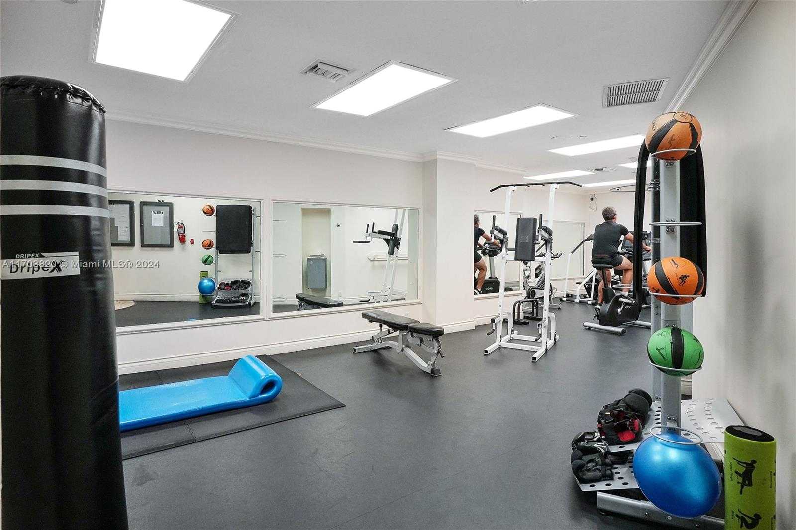 Small Image of 1121 CRANDON BLVD #E803, Key Biscayne Number 41
