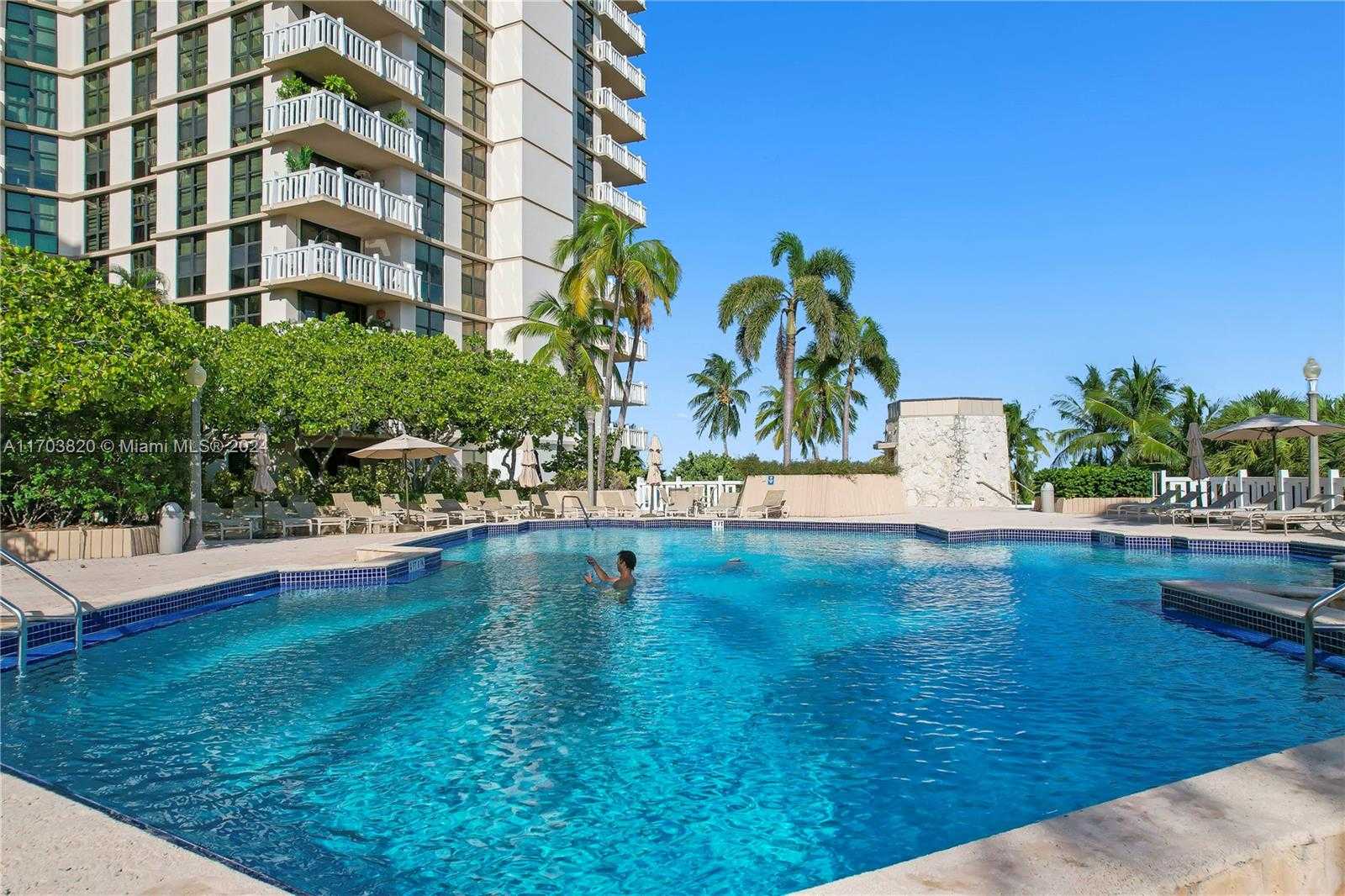 Small Image of 1121 CRANDON BLVD #E803, Key Biscayne Number 5