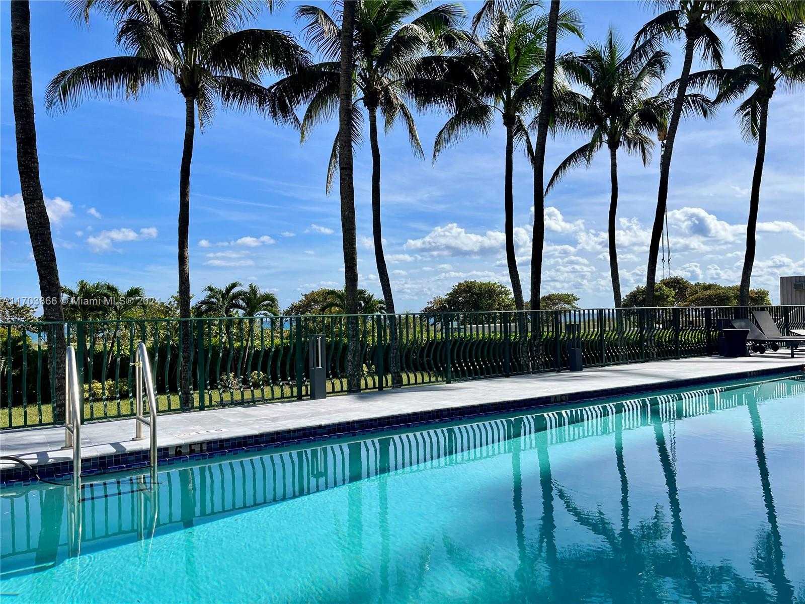 Small Image of 9195 COLLINS AVE #1013, Surfside Number 19