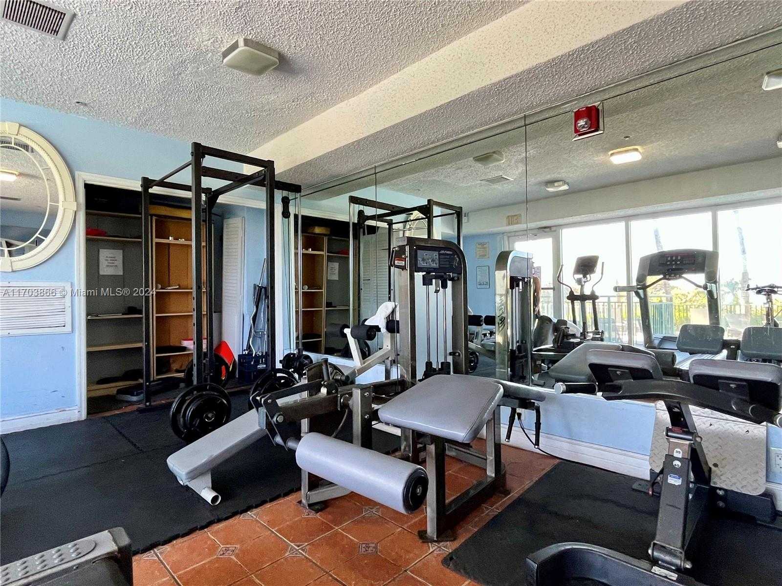 Small Image of 9195 COLLINS AVE #1013, Surfside Number 23