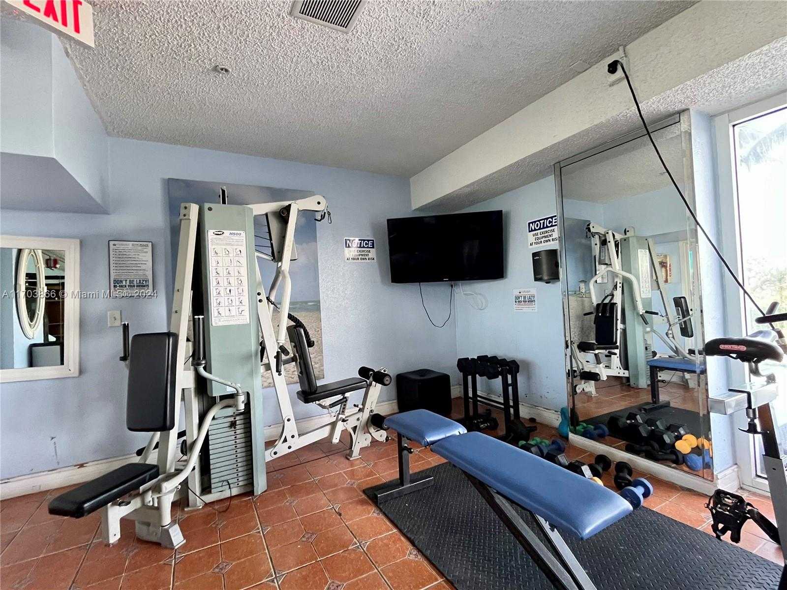 Small Image of 9195 COLLINS AVE #1013, Surfside Number 24