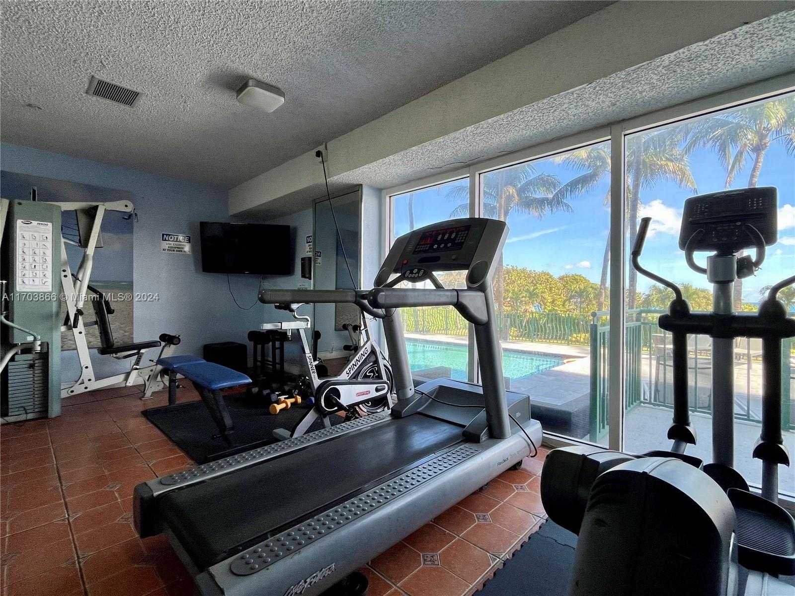 Small Image of 9195 COLLINS AVE #1013, Surfside Number 25