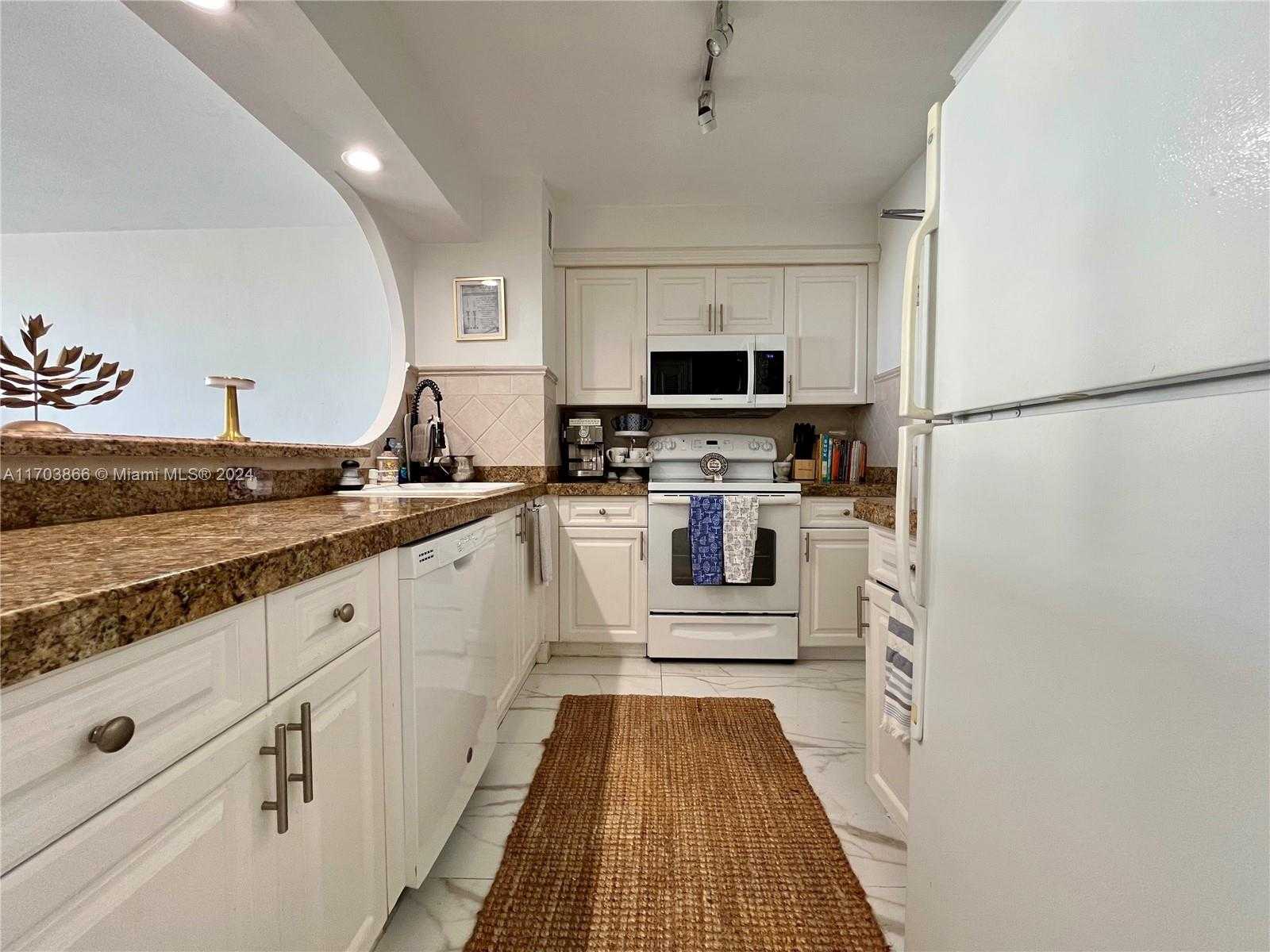 Small Image of 9195 COLLINS AVE #1013, Surfside Number 8