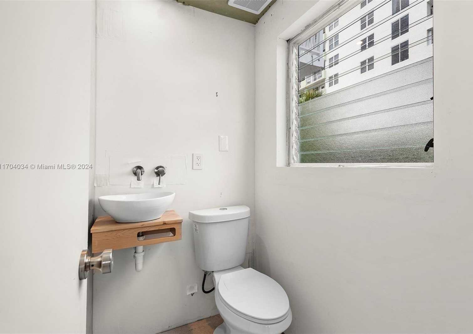 Small Image of 1155 103RD ST #10A, Bay Harbor Islands Number 11
