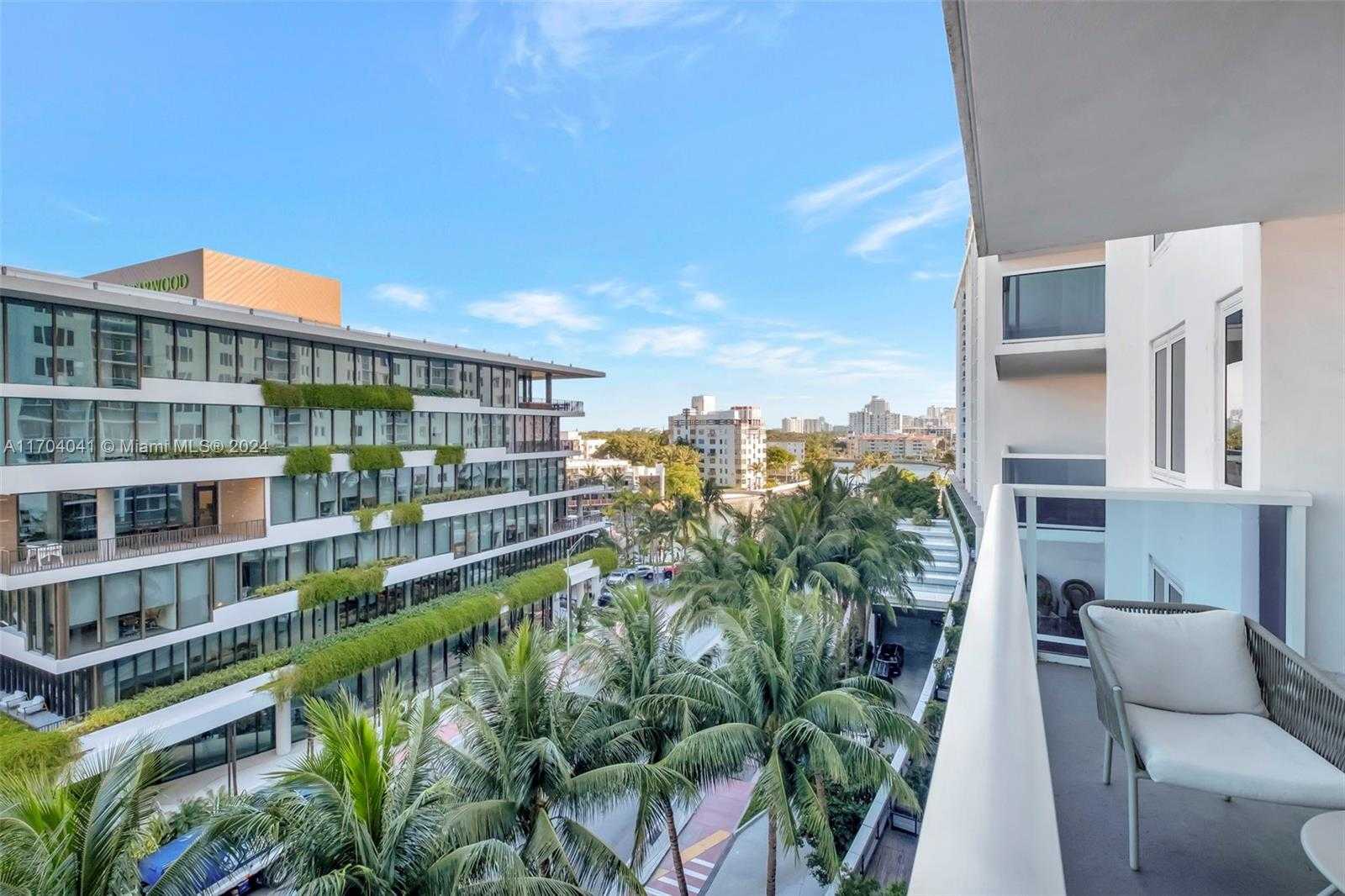 Small Image of 2301 COLLINS AVE #634/635, Miami Beach Number 17