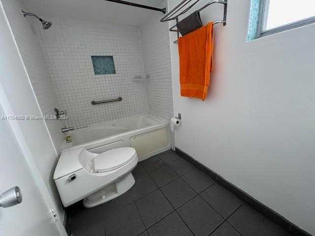 Small Image of 1075 93RD ST #401, Bay Harbor Islands Number 19