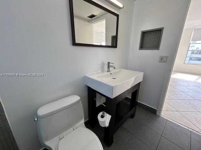 Small Image of 1075 93RD ST #401, Bay Harbor Islands Number 22
